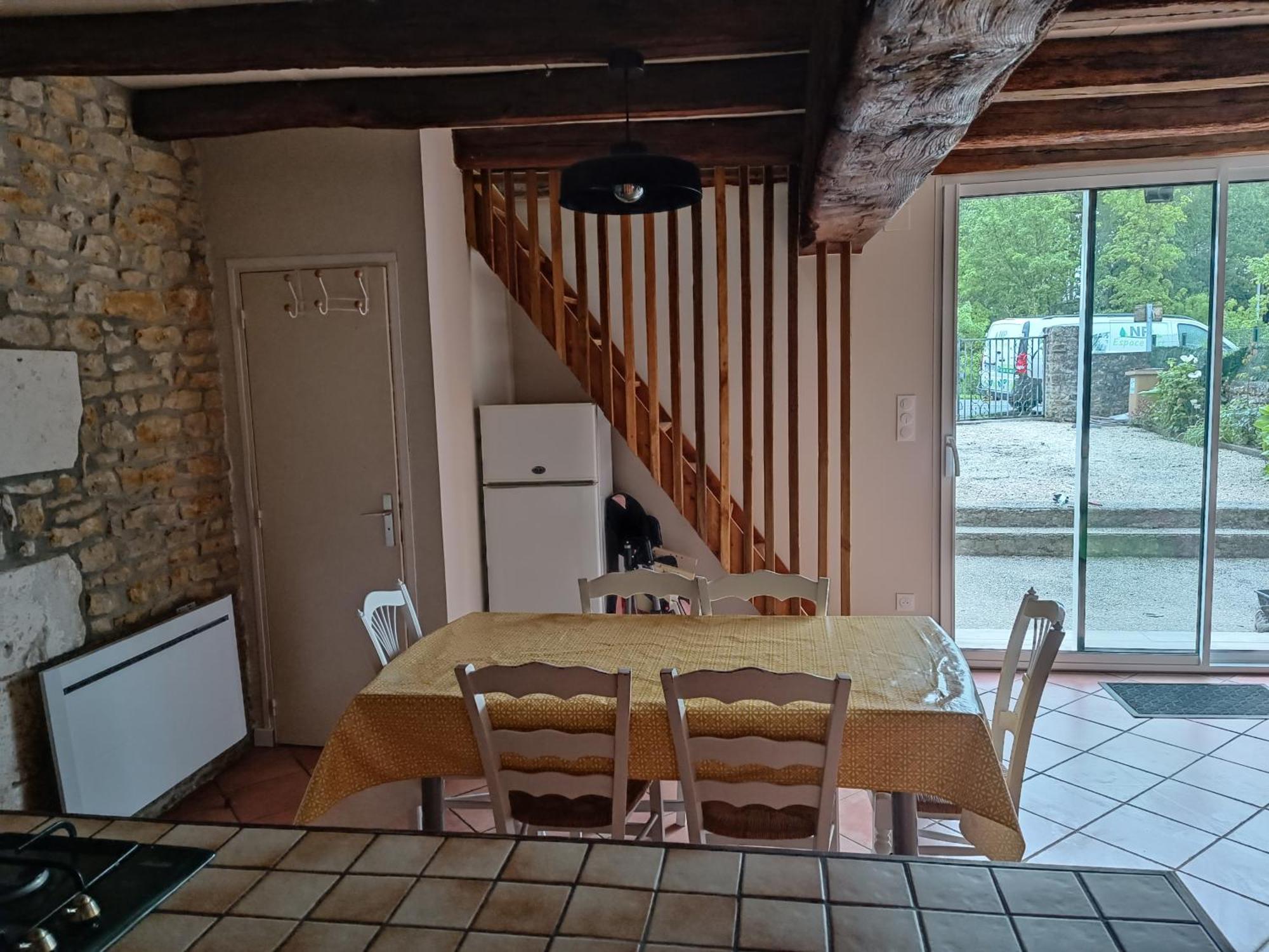 Charmante Maison En Pierres Sainte-Radegonde-des-Noyers ภายนอก รูปภาพ